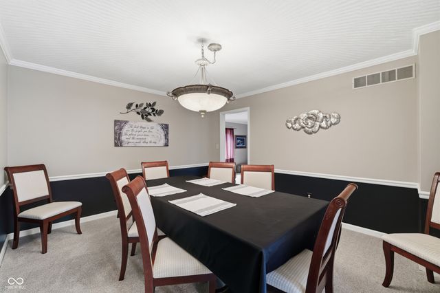 866 W Ashbourne Lane, Greenwood, IN 46142