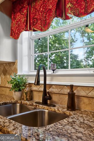 101 Emerald Lane, Hampton, GA 30228