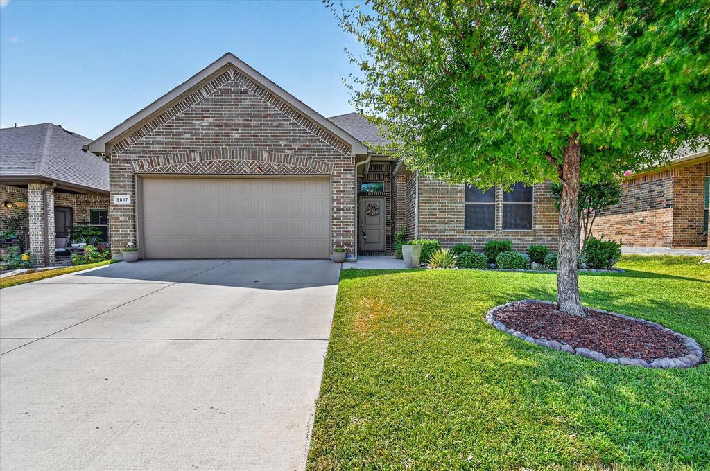 5817 Stream Drive, Fort Worth, TX 76137 — photo 2