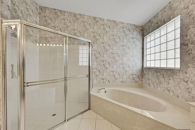 10382 Utopia Circle E, Boynton Beach, FL 33437