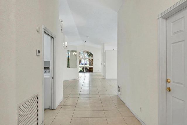 10382 Utopia Circle E, Boynton Beach, FL 33437