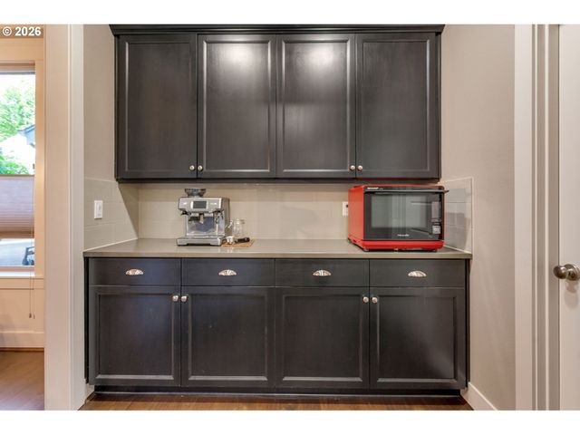 14390 Sw FOX Ln, Beaverton, OR 97008