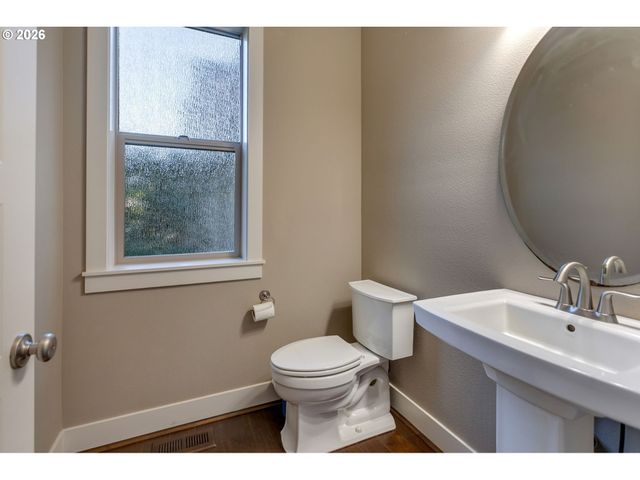 14390 Sw FOX Ln, Beaverton, OR 97008