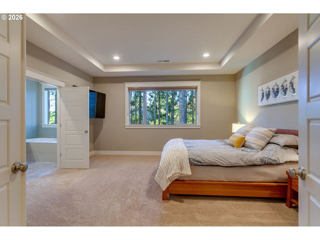 14390 Sw FOX Ln, Beaverton, OR 97008
