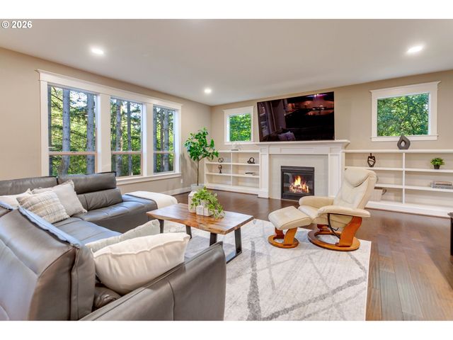 14390 Sw FOX Ln, Beaverton, OR 97008