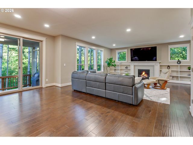 14390 Sw FOX Ln, Beaverton, OR 97008