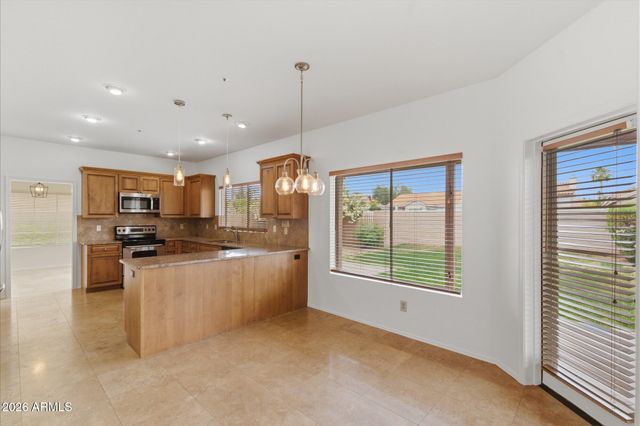 9022 E ASTER Drive, Scottsdale, AZ 85260