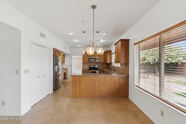 9022 E ASTER Drive, Scottsdale, AZ 85260