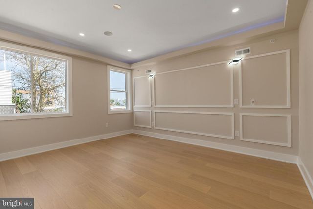 1421 21ST ST, Philadelphia, PA 19146