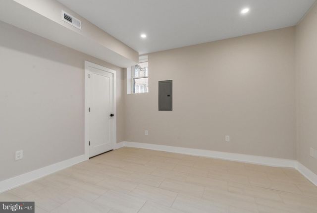 1421 21ST ST, Philadelphia, PA 19146
