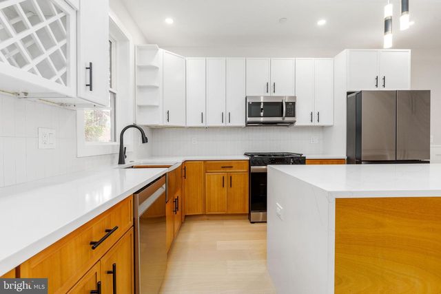 1421 21ST ST, Philadelphia, PA 19146