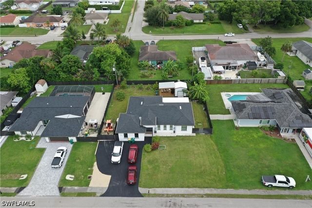 3000 47th ST SW, Naples, FL 34116