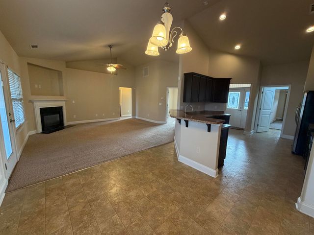 272 Stonecrest Drive, Roebuck, SC 29376