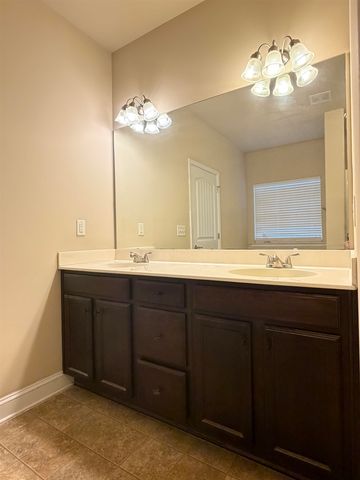 272 Stonecrest Drive, Roebuck, SC 29376