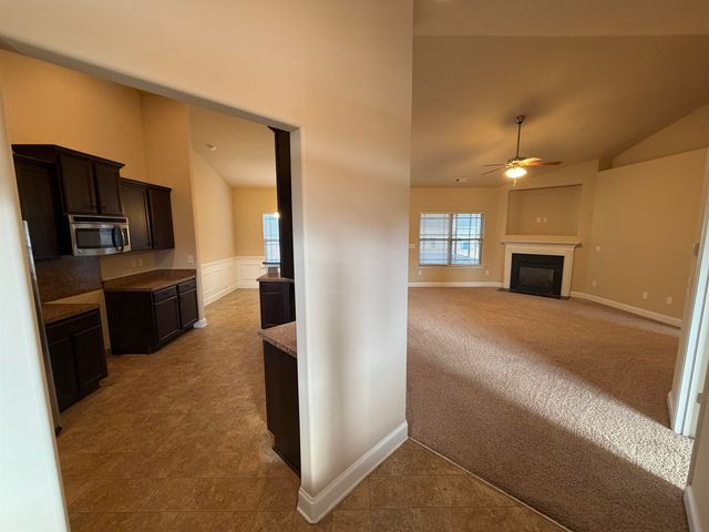 272 Stonecrest Drive, Roebuck, SC 29376