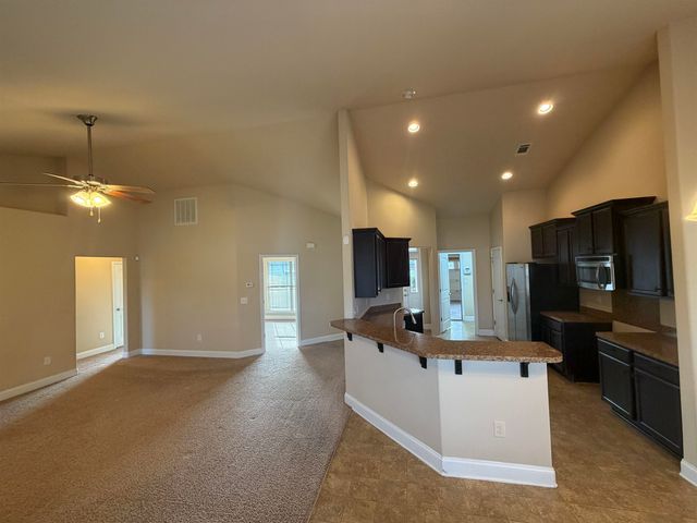 272 Stonecrest Drive, Roebuck, SC 29376