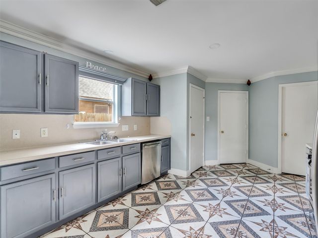 13119 Lindenloch Lane, Houston, TX 77085