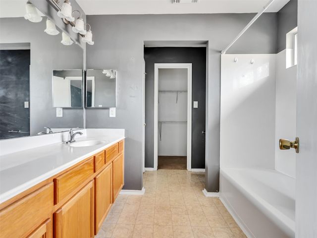13119 Lindenloch Lane, Houston, TX 77085
