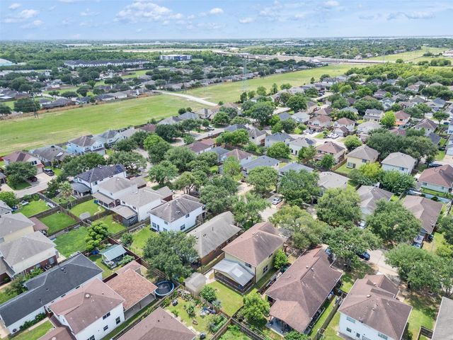 13119 Lindenloch Lane, Houston, TX 77085