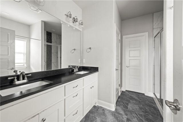 203 Vicks Circle, Centerton, AR 72719