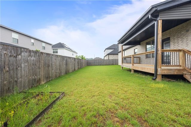 203 Vicks Circle, Centerton, AR 72719