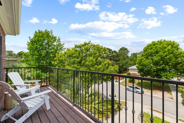 116 Summers Creek Court, Mount Pleasant, SC 29464