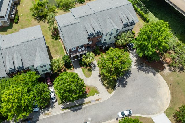 116 Summers Creek Court, Mount Pleasant, SC 29464