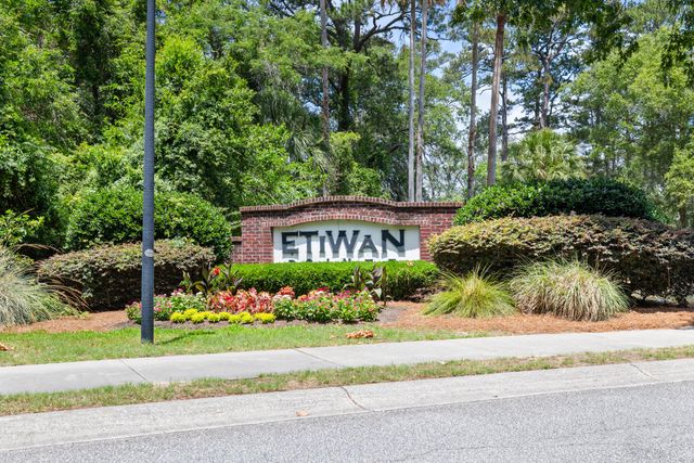 116 Summers Creek Court, Mount Pleasant, SC 29464