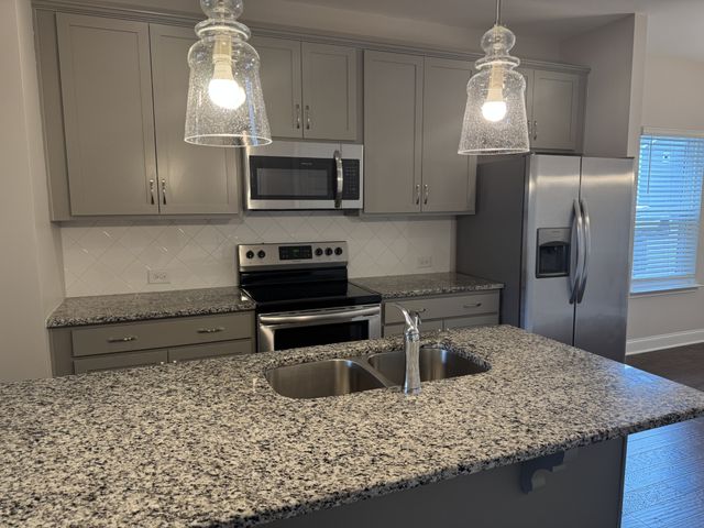 115 Santa Rosa Dr, Gallatin, TN 37066
