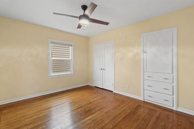 4240 55th St, Sacramento, CA 95820