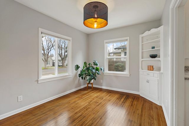 4240 55th St, Sacramento, CA 95820