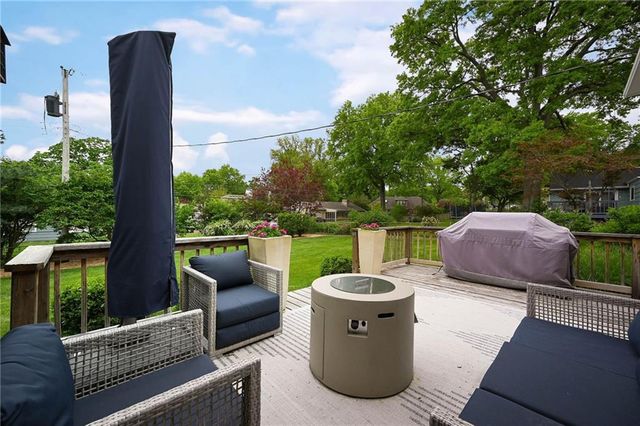 4819 W 65th Street, Prairie Village, KS 66208