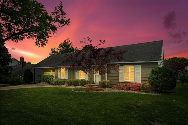 4819 W 65th Street, Prairie Village, KS 66208