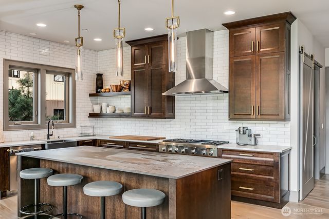 111 Big Dirty Court, Cle Elum, WA 98922