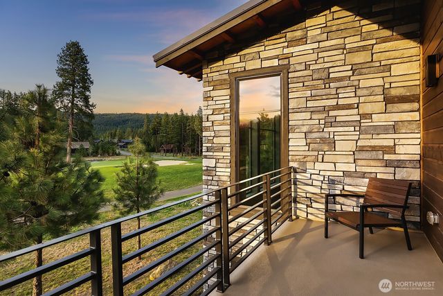 111 Big Dirty Court, Cle Elum, WA 98922