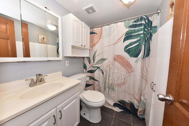 4917 S 28th STREET, Greenfield, WI 53221