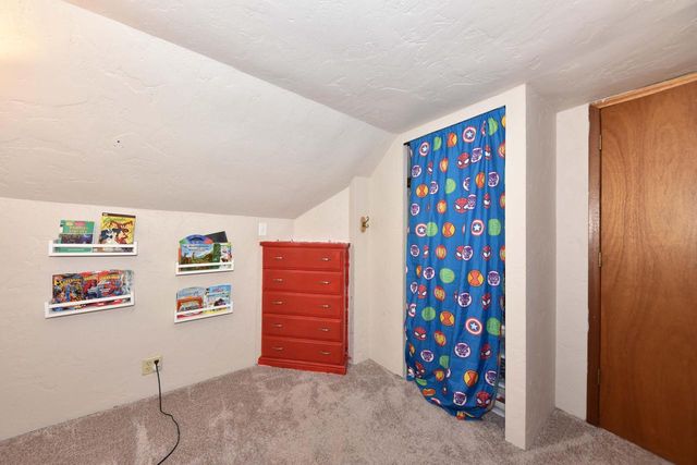 4917 S 28th STREET, Greenfield, WI 53221