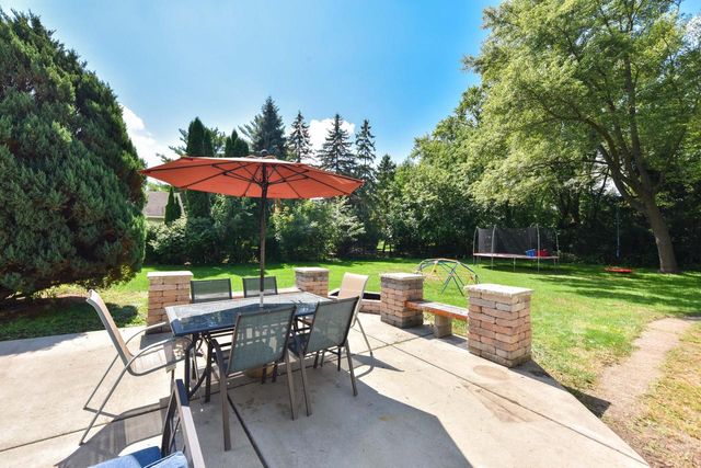 4917 S 28th STREET, Greenfield, WI 53221
