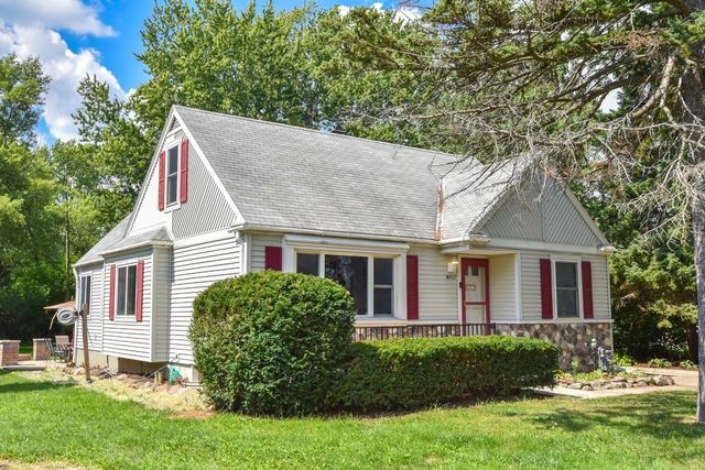 4917 S 28th STREET, Greenfield, WI 53221