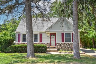 4917 S 28th STREET, Greenfield, WI 53221