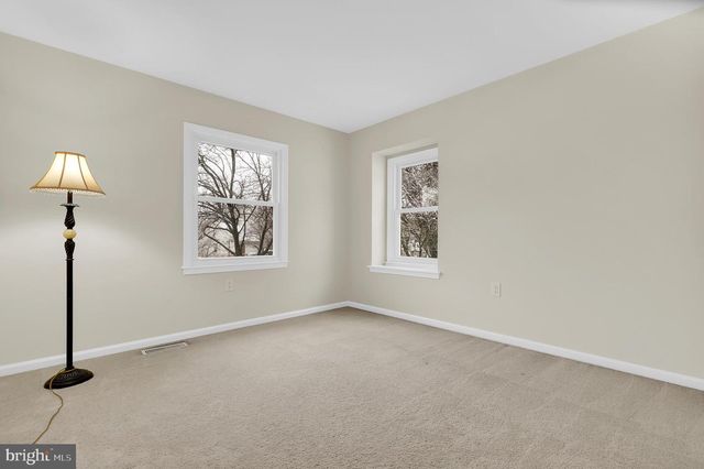 1701 GLASTONBERRY RD, Potomac, MD 20854