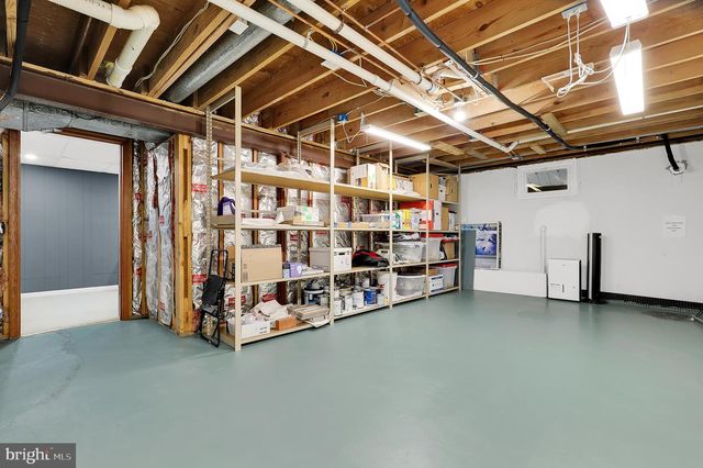 1701 GLASTONBERRY RD, Potomac, MD 20854