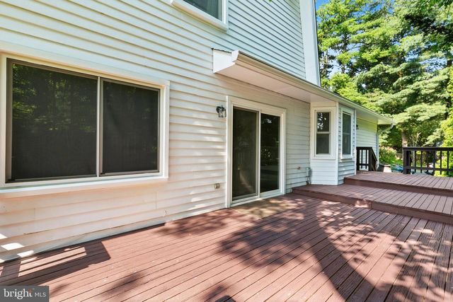 1701 GLASTONBERRY RD, Potomac, MD 20854