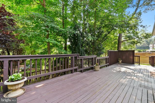 1701 GLASTONBERRY RD, Potomac, MD 20854