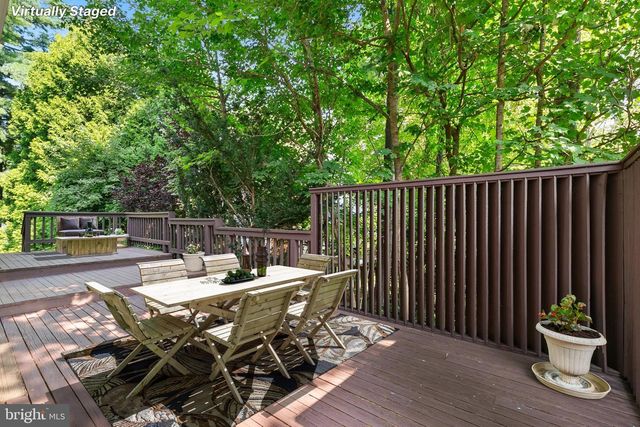 1701 GLASTONBERRY RD, Potomac, MD 20854