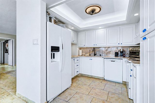 6145 SUN BOULEVARD 306, St Petersburg, FL 33715