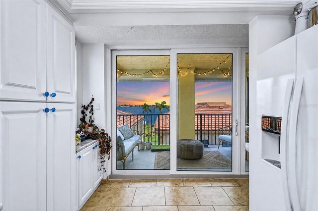 6145 SUN BOULEVARD 306, St Petersburg, FL 33715