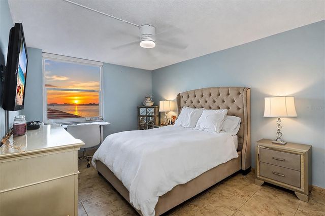 6145 SUN BOULEVARD 306, St Petersburg, FL 33715