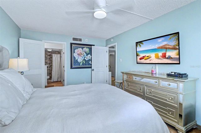 6145 SUN BOULEVARD 306, St Petersburg, FL 33715