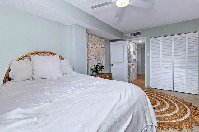 6145 SUN BOULEVARD 306, St Petersburg, FL 33715